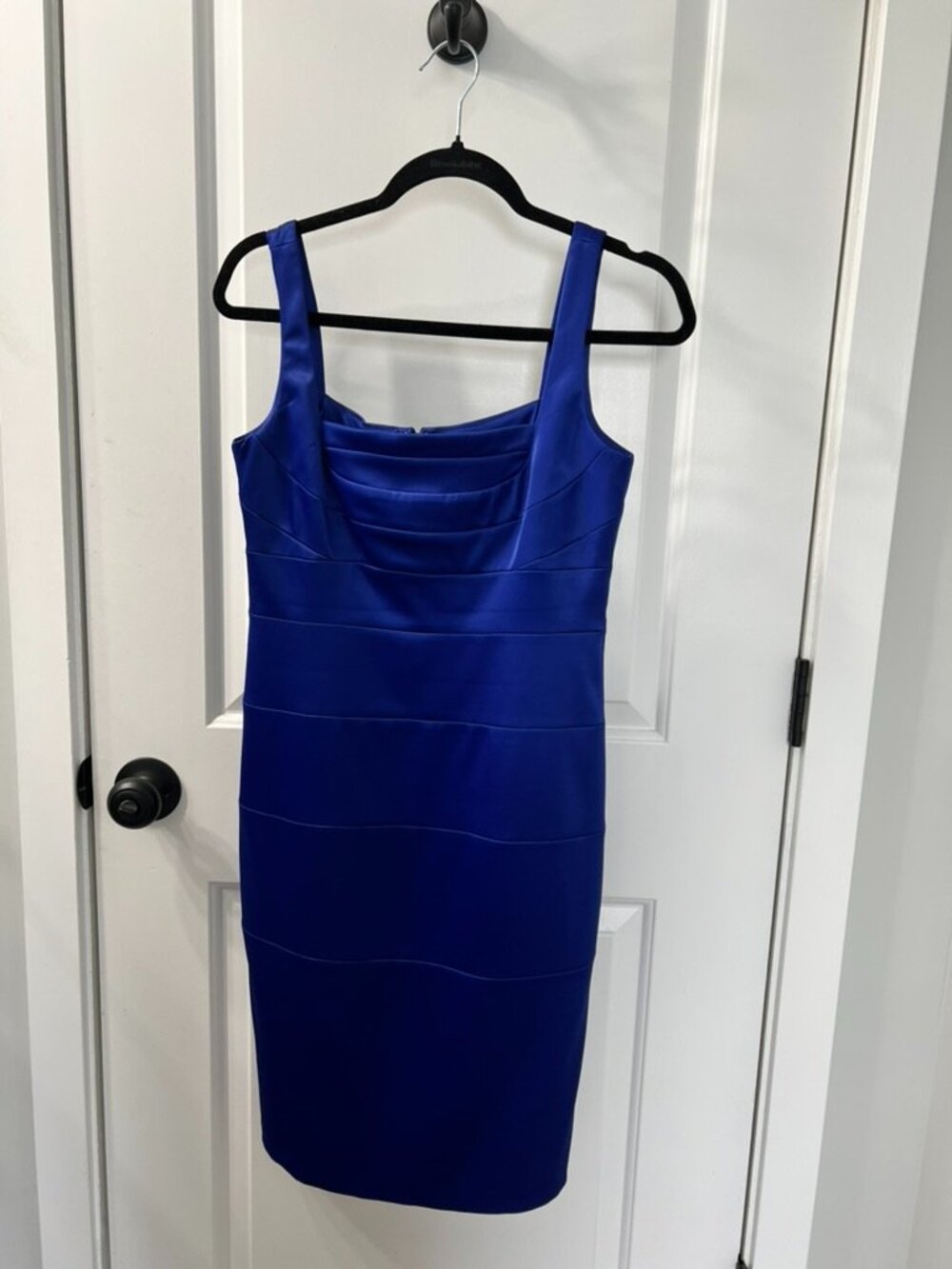 Sangria Royal Blue Sheath Dress Size 6 Sleeveless Cocktail Dress